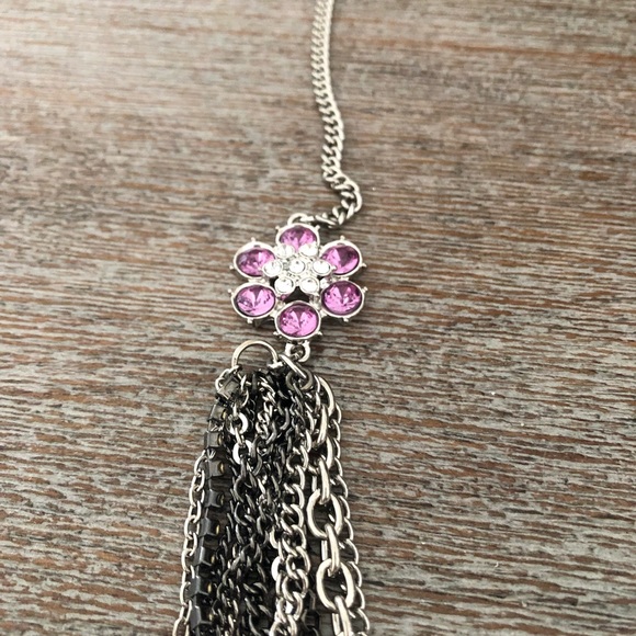 Vera Wang Necklace - Picture 2 of 3